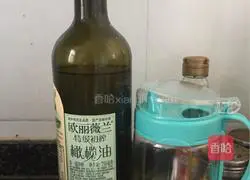 Illustration of how to make ham and egg pancakes 4