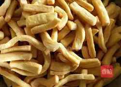 Illustration of Homemade Farm Noodles 12