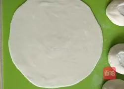 Chives and pork Illustration of how to make pie 11