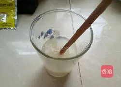 Illustration of how to make rose buns 2