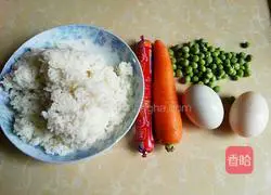 Illustration of how to make egg fried rice 1