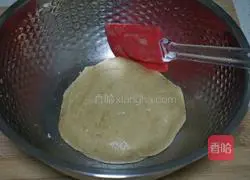 Illustration of how to make scallion pancakes 2