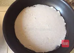 Black Pancake Fruit Illustration of how to do it 4