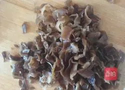 Illustration of Braised Golden Steamed Buns 5