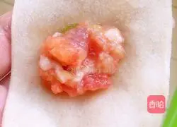 Illustration of how to make tomato and fresh meat wontons 7