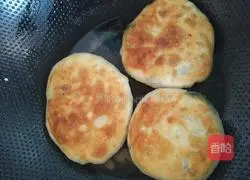 Leek and Egg Pie Recipe Illustration 7