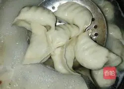 Illustration of how to make acacia flower dumplings 10