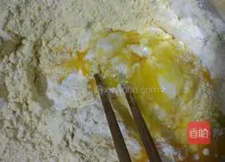 Illustration of how to make milk-flavored corn cakes 1