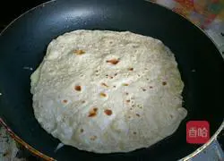 Illustration of how to make egg pancakes 10