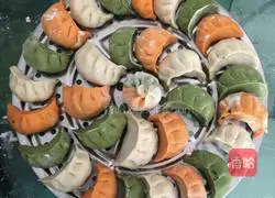 Illustration of how to make colorful dumplings 4