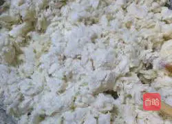 Spring Cake Recipe Illustration 1