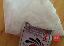 Illustration of how to make pork buns 1