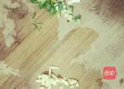 Illustration of how to make diced chicken noodles 1