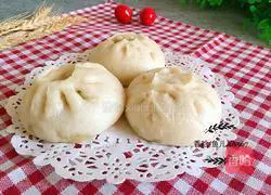 Illustration of how to make mutton and carrot buns 19