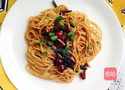 Illustration of how to make noodles with scallion oil (spicy) 6