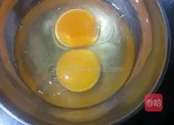 Illustration of how to make egg fried rice 3