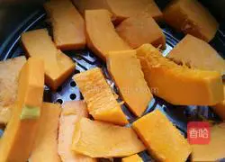 Sesame Illustration of how to make pumpkin cake 1