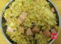 Illustration of how to make ham and egg fried rice 5