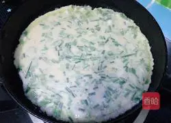 Illustration of how to make garlic and egg pancakes 11