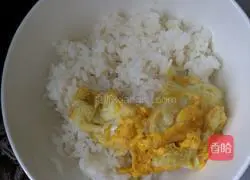  Illustration of Laoganma's egg fried rice recipe 3