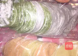 Illustration of how to make cabbage and egg dumplings 1