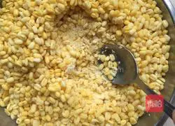 Illustration of how to make mung bean cake 2