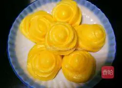 Illustration of how to make rose steamed buns (corn flavor) 8