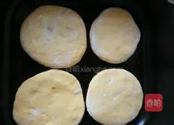 Illustration of how to make pumpkin cake with bean paste 11