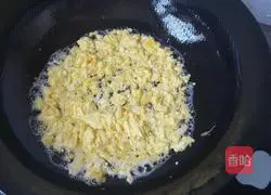Egg Fried Rice Recipe Illustration 2