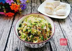 Illustration of how to make celery and pork dumpling stuffing 8