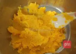 Illustration of how to make sweet potato steamed buns (Jin Yuanbao) 3