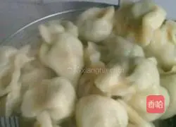 Illustration of how to make leek and lotus root dumplings 2