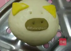 Illustration of how to make pig buns 6