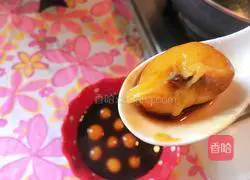 Illustration of how to make pumpkin dumplings stuffed with date paste 9