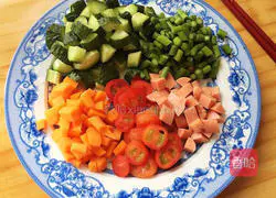 Shrimps and eggs Illustration of how to make fried rice 1