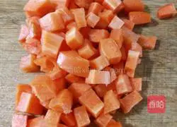 Cucumber, carrot and egg fried rice (vegetable egg fried rice) recipe illustration 3