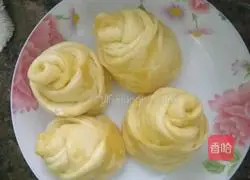 Illustration of how to make patterned pumpkin steamed buns 6