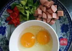 Illustration of how to make love egg fried rice 1