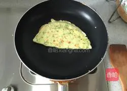 Illustration of how to make green onion and egg pancakes 8
