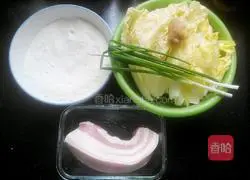 Illustration of how to make Chinese cabbage and fresh meatloaf 1