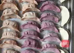 Illustration of how to make colorful dumplings 4