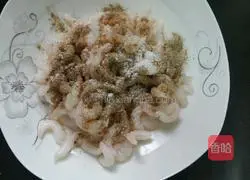 Illustration of how to make shrimp wontons 6