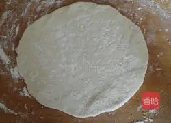 Illustration of how to make sesame meat floss cake 5