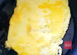 Illustration of how to make fried black rice with broccoli 11