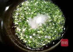 Scallion-flavored ham, sausage and eggs Illustration of how to make fried rice 9