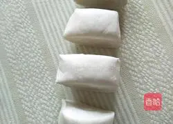 Illustration of how to make water burritos 4