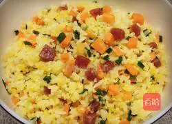 Illustration of how to make egg fried rice 8