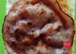 Illustration of how to make meat floss, egg and ham sandwich 6