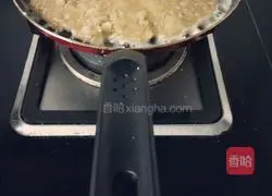 Illustration of how to make delicious potato pancakes 6