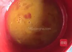 Illustration of how to make pan-fried egg steamed buns 1